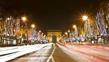 paris nuit neige